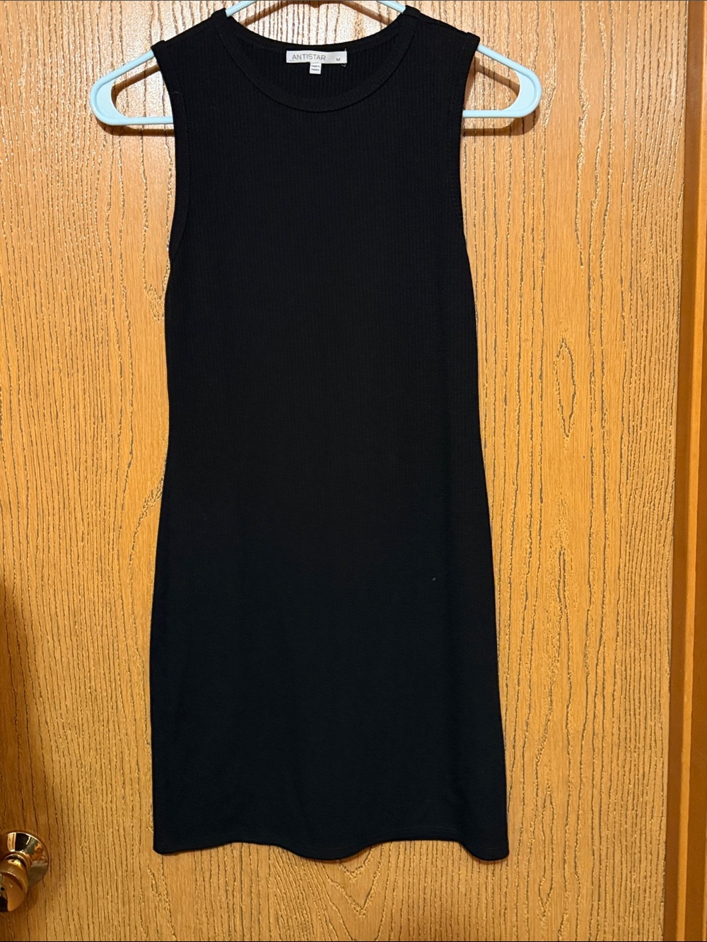 Antistar Sleeveless Black Ribbed Midi Dress